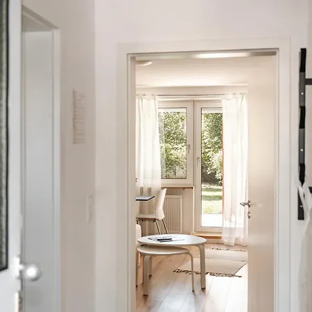 Appartement Mit Terrasse & Parkplatz In - Skyrise