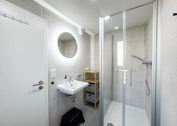 Mit Terrasse & Parkplatz In - Skyrise Appartement