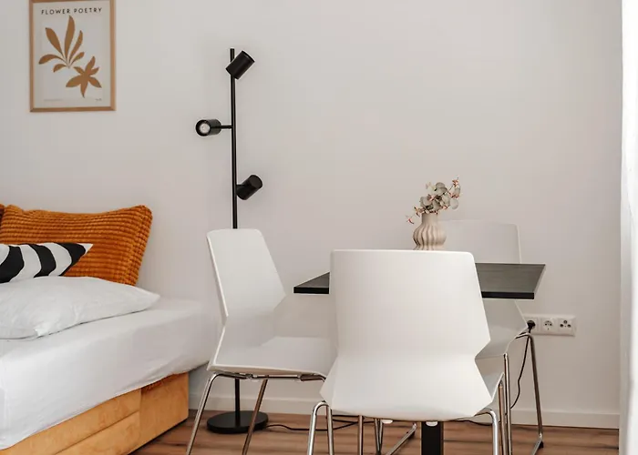 Appartement Mit Terrasse & Parkplatz In - Skyrise