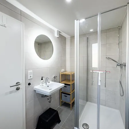 Skyrise - Stilvoll Wohnen, Entspannt Genießen Apartment