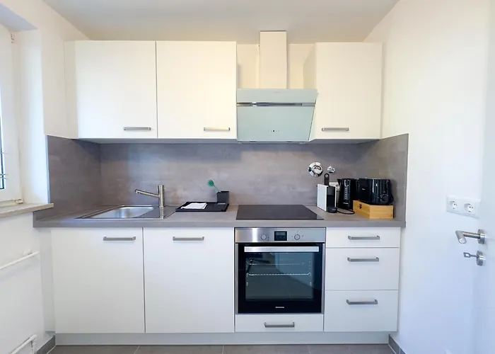 Apartment Mit Terrasse & Parkplatz In - Skyrise *